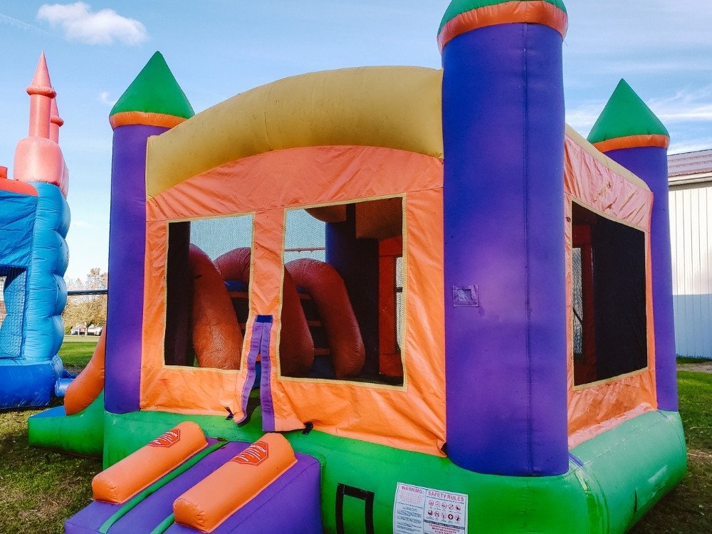 Bounce House Service about
