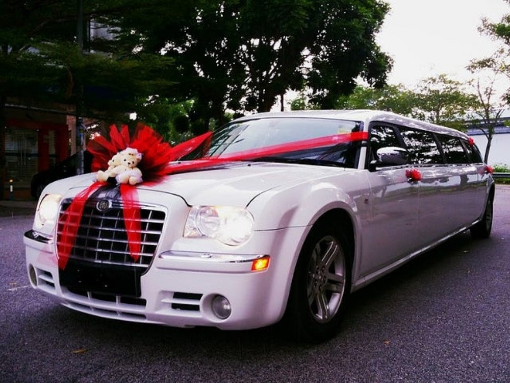 Wedding Style with Luxury Limo Rentals about